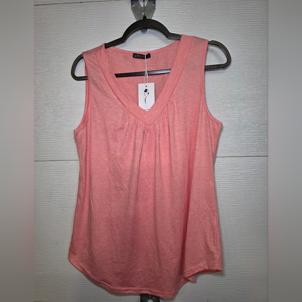 Ofeefan Sleeveless Pink Tank Top